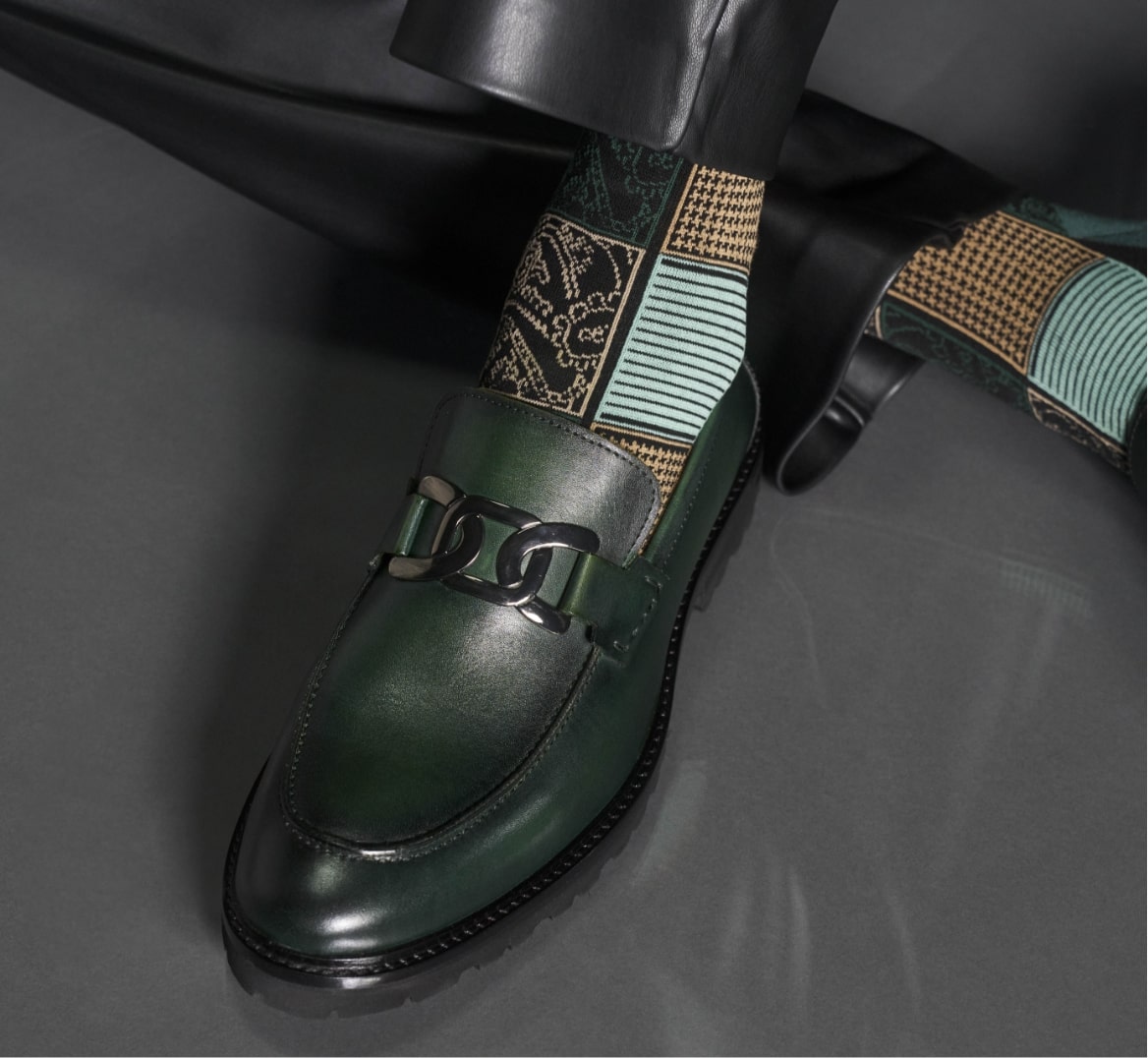 Shop Stacy Adams accessories featuring the Hale loafer and checkered paisley sock in green. 